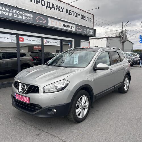 Nissan Qashqai+2