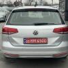 Volkswagen Passat - 4